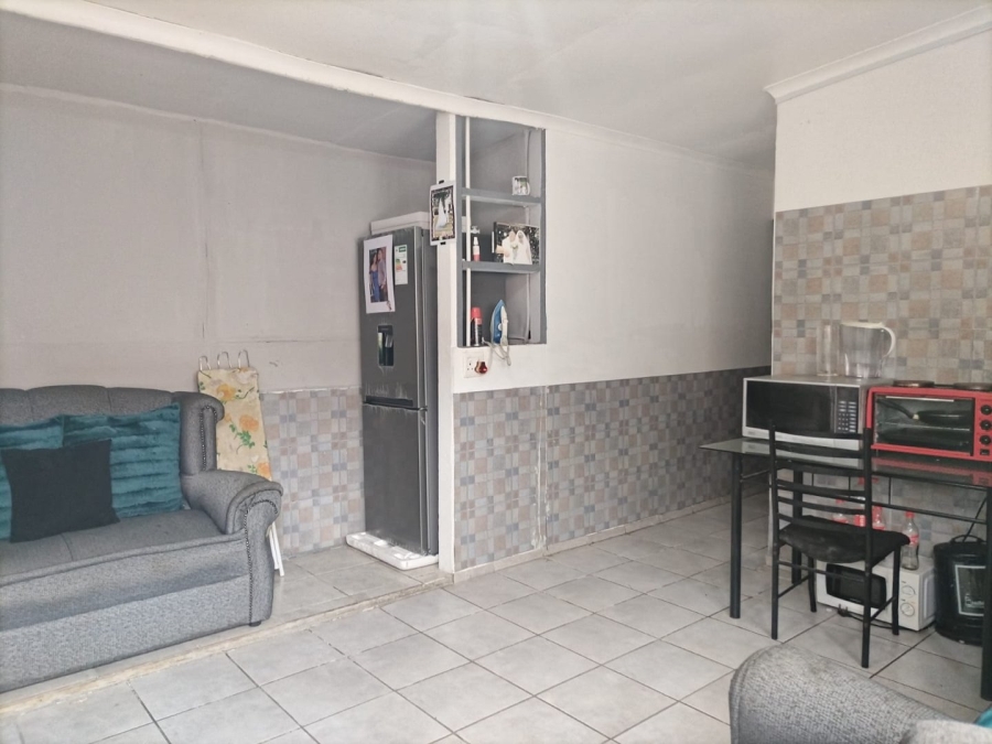 3 Bedroom Property for Sale in Riverton Western Cape